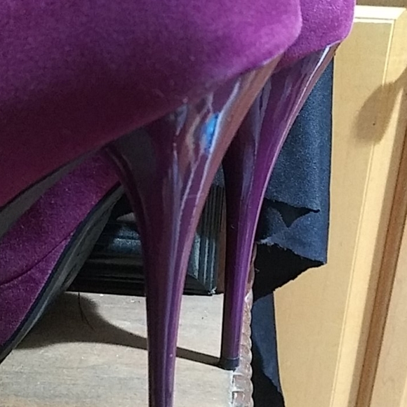 Shoes - Picture 7 of 7